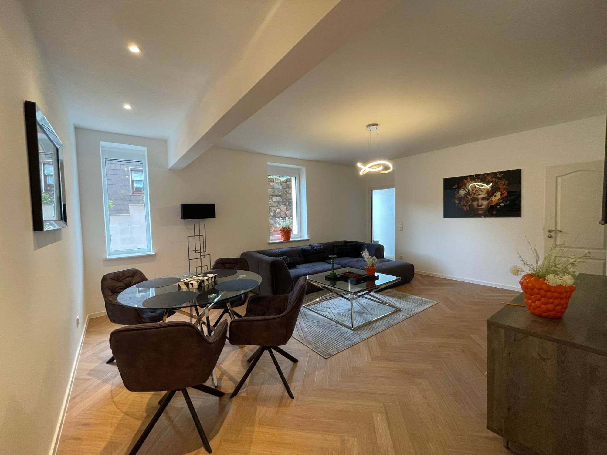Luxurioese Ferienwohnung Mit Wellness Oase Saarburg Buitenkant foto